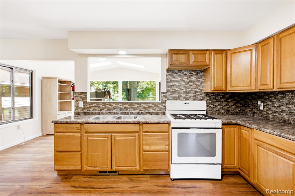 4181 Maes Drive, Port Huron, MI 48060 — Photo 9