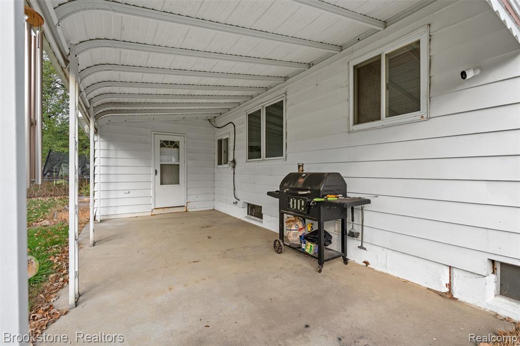5503 Westchester Drive, Flint, MI 48532 — Photo 27