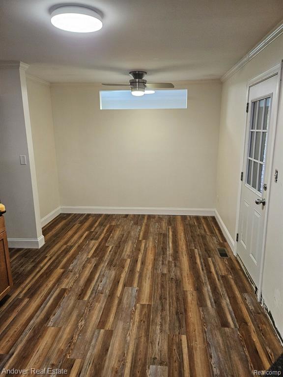 5 MEDFORD Circle, Ann Arbor, MI 48104 — Photo 12