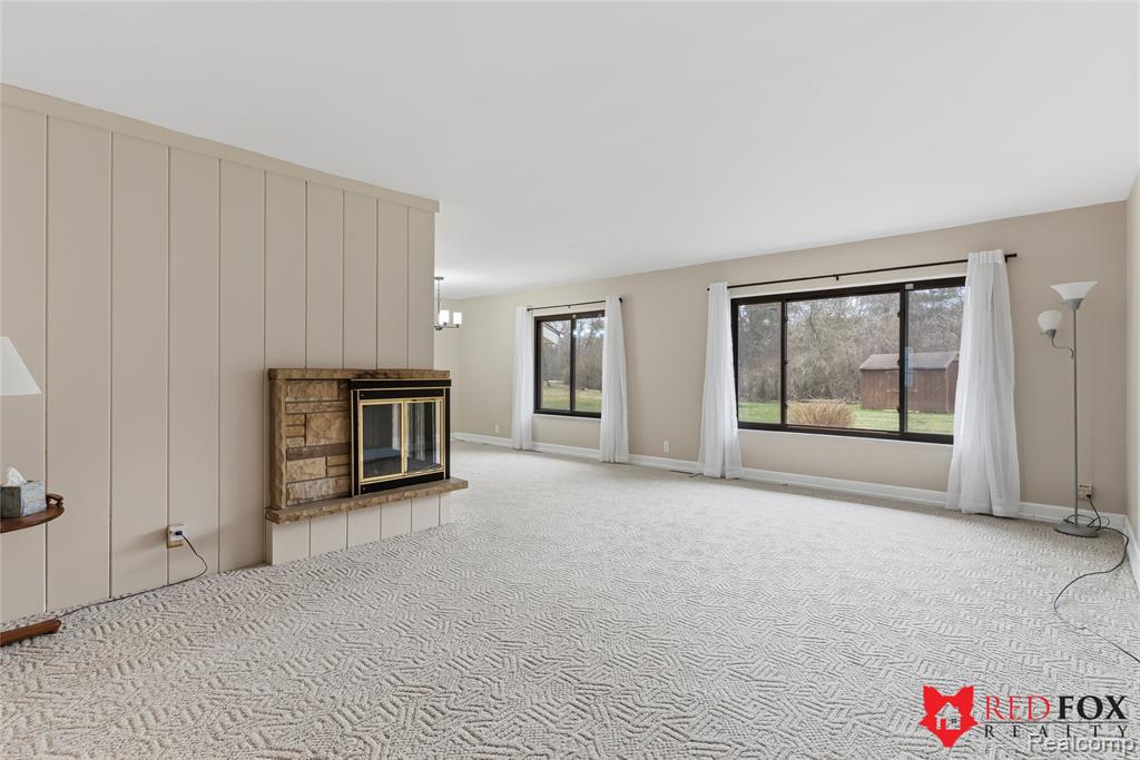 5368 Oaktree Court, Flint, MI 48532 — Photo 10