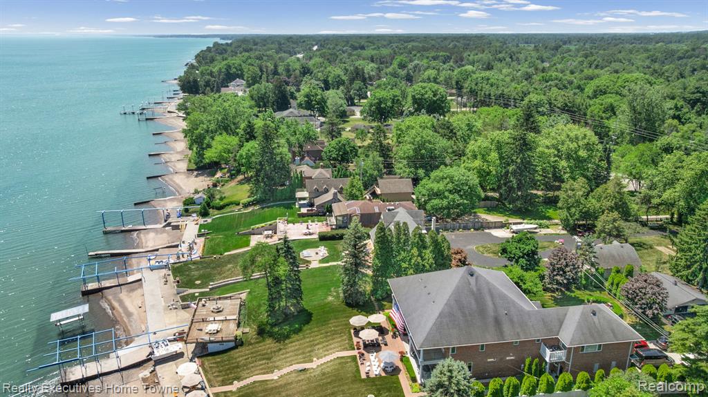 8308 Lakeshore, Burtchville, MI 48059 — Photo 22