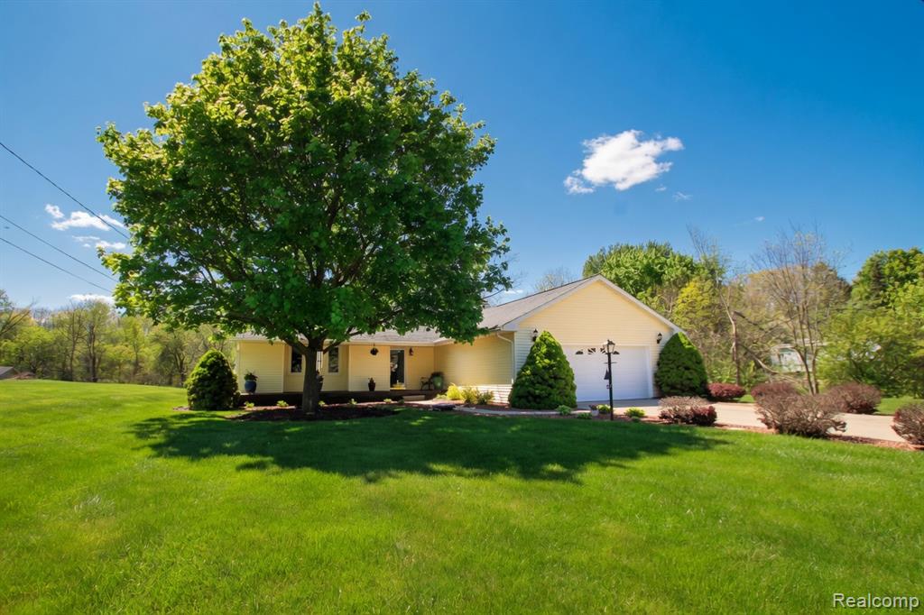 8336 Rondale Drive, Grand Blanc, MI 48439 — Photo 20