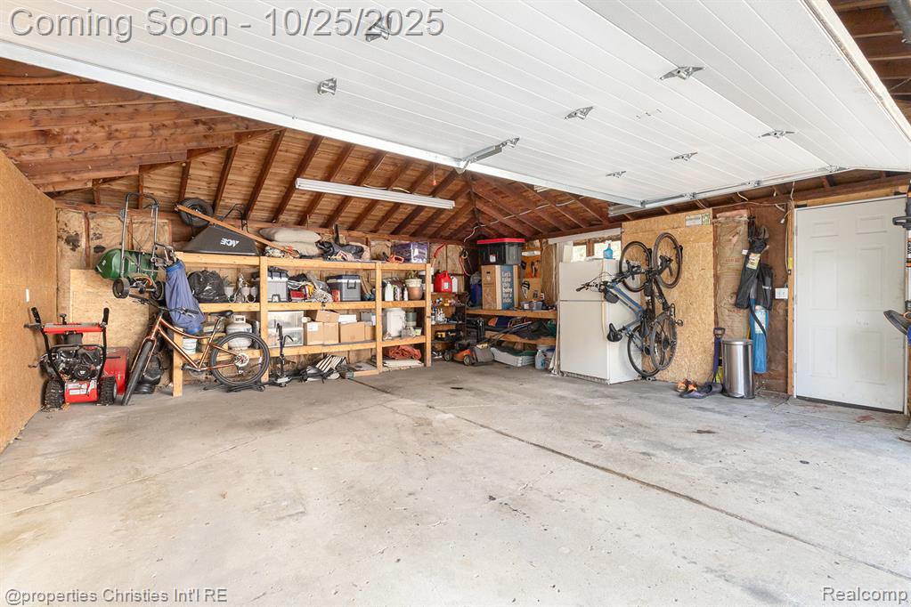 829 Duke, Milford, MI 48381 — Photo 22