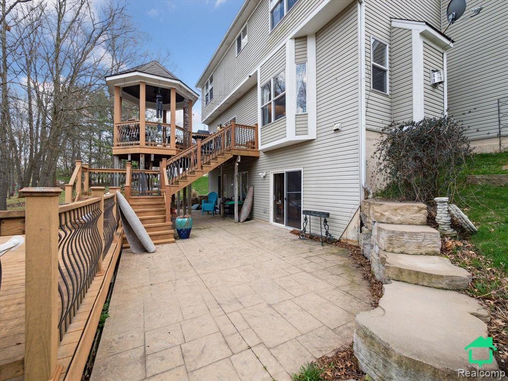 963 Golfview Drive, Lake Orion, MI 48362 — Photo 34
