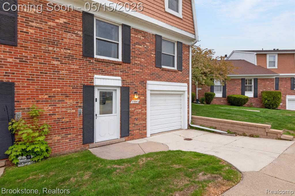 37643 Charter Oaks Boulevard, Clinton Twp, MI 48036 — Photo 27