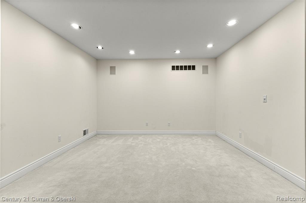 47611 Manorwood Drive, Northville, MI — Photo 22