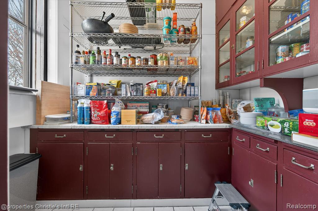2150 Iroquois Street, Detroit, MI 48201 — Photo 28
