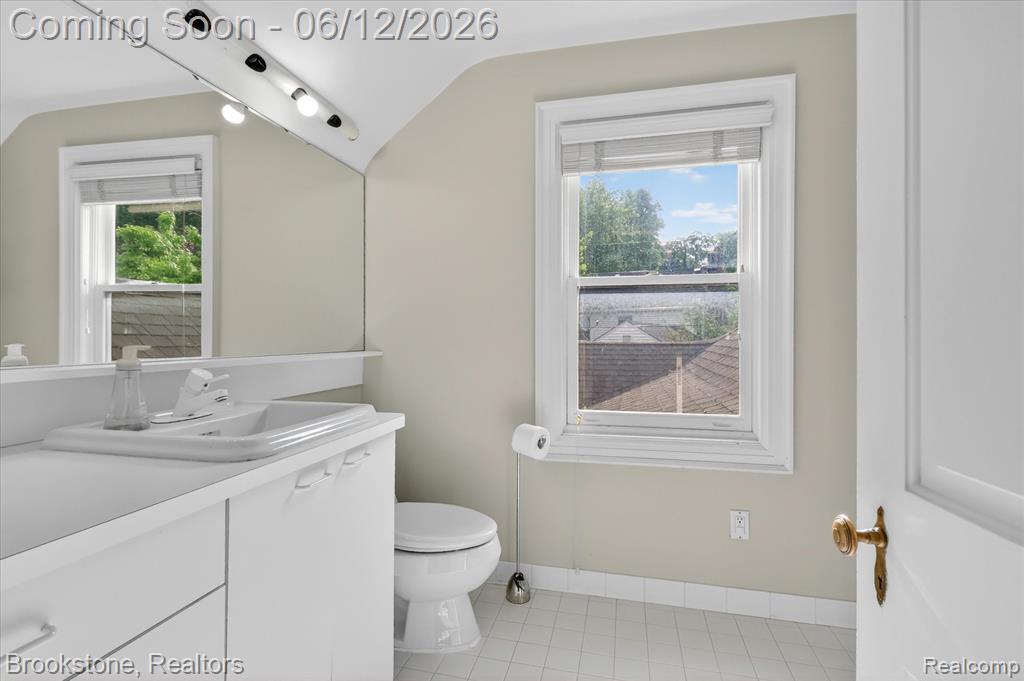 8926 Lincoln Drive, Huntington Woods, MI — Photo 34