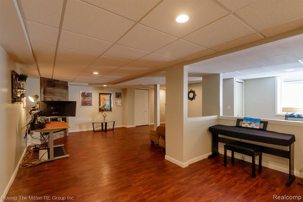 872 CONSTITUTION Street, Canton, MI 48188 — Photo 31