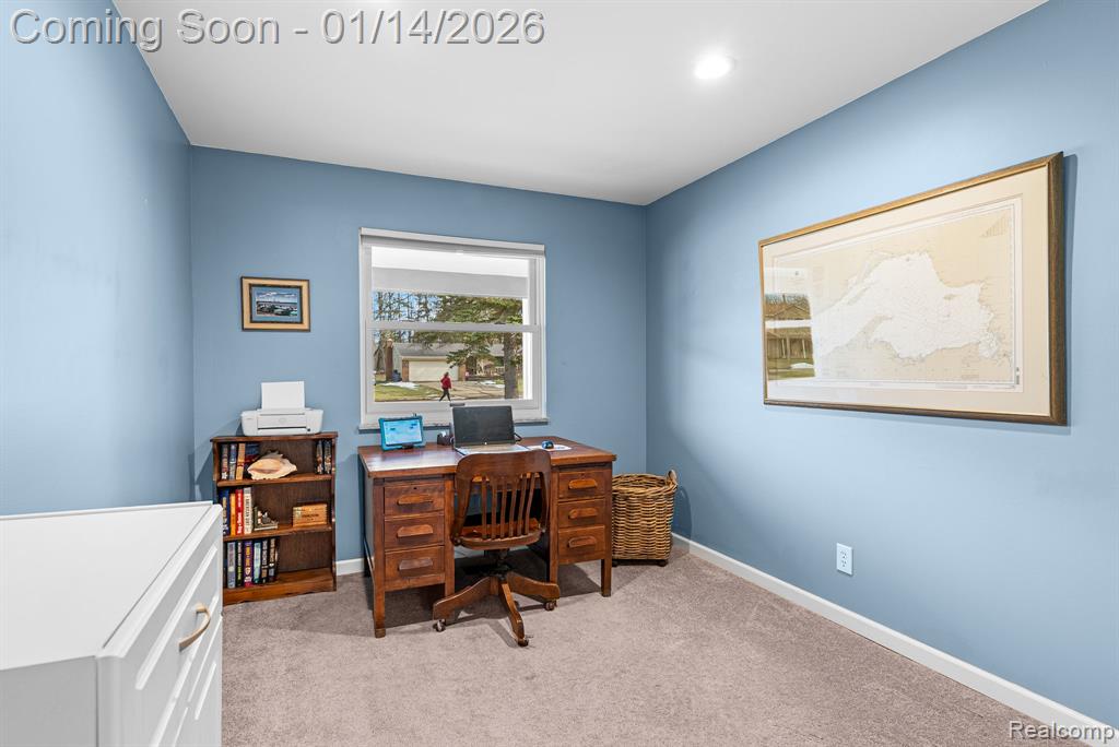 8098 Dover Drive, Grand Blanc, MI 48439 — Photo 32