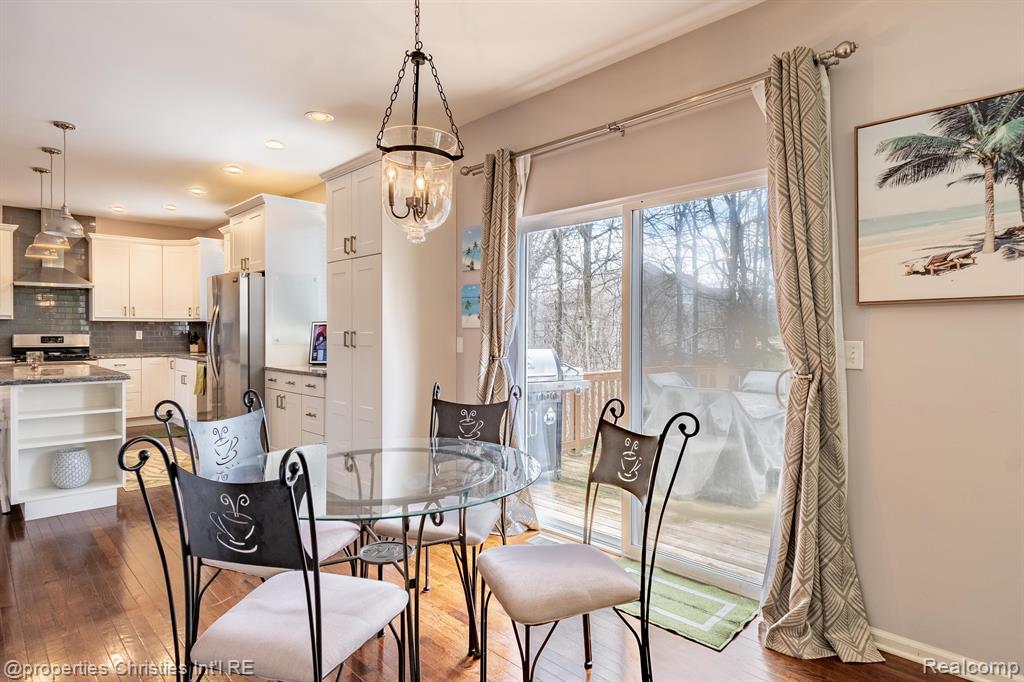 5946 OAK BEND Court, Howell, MI 48843 — Photo 21