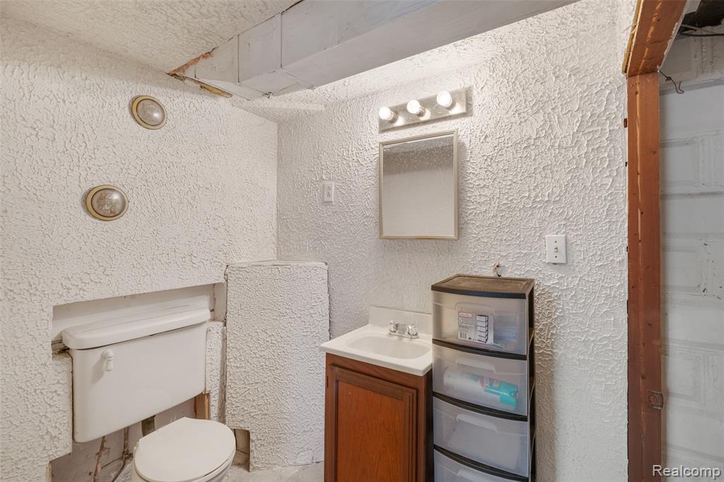 9669 Dixie Highway, MI — Photo 49