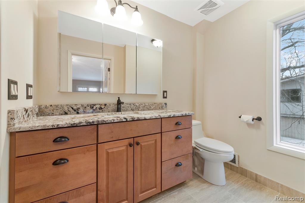 4651 Eddystone Circle, Clarkston, MI — Photo 40