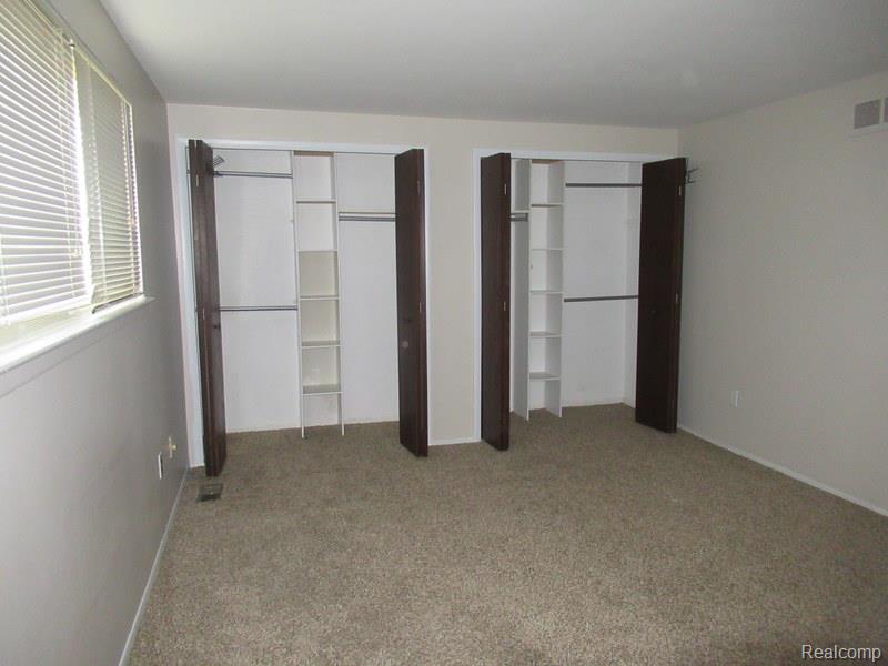 43120 Chaucer Drive, Sterling Heights, MI 48313 — Photo 9