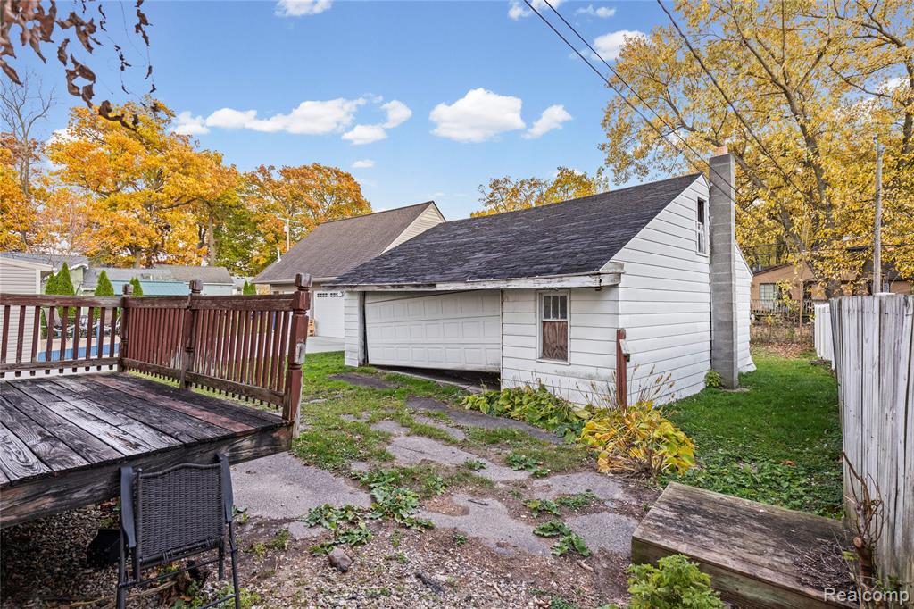3977 Cresthaven Drive, Waterford, MI 48328 — Photo 27