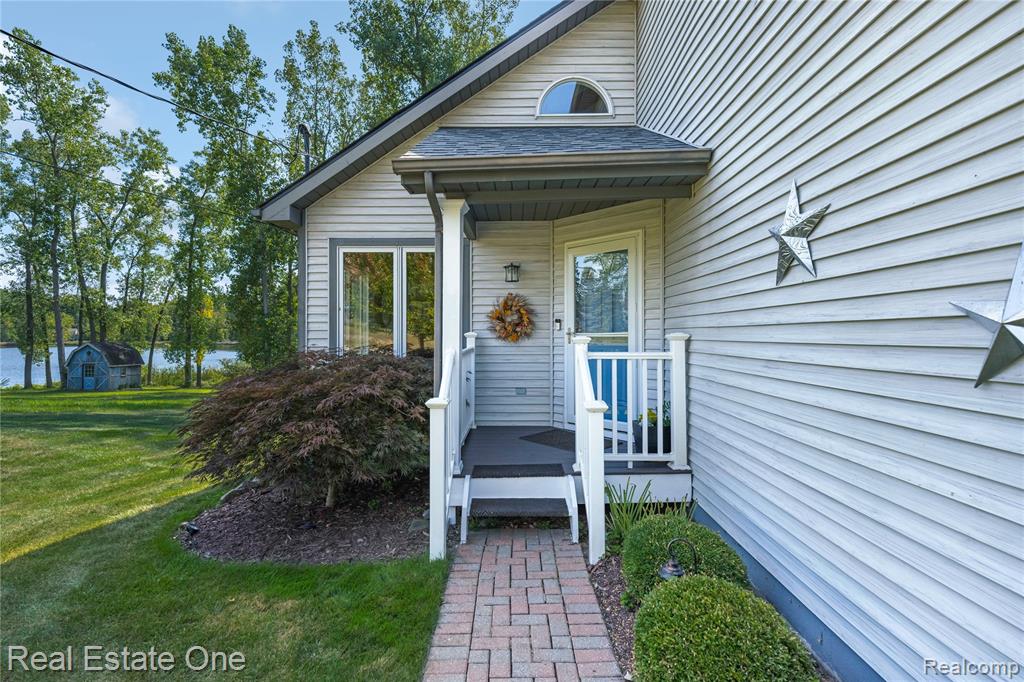 4047 Sunfish Drive, Lapeer, MI 48446 — Photo 16