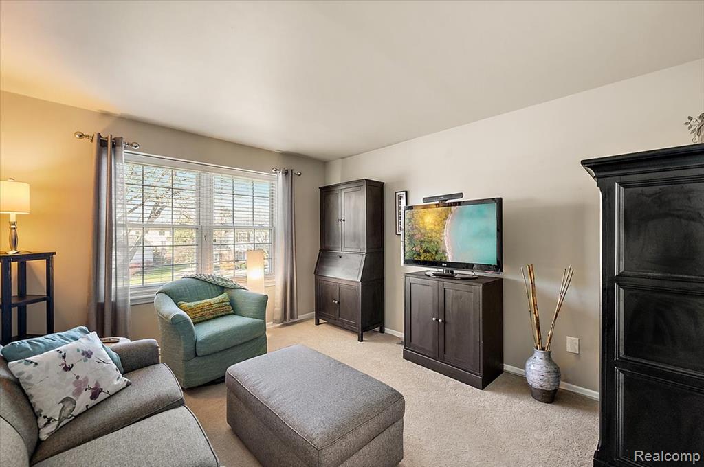 24546 Fairway Hills Drive, Novi, MI — Photo 27