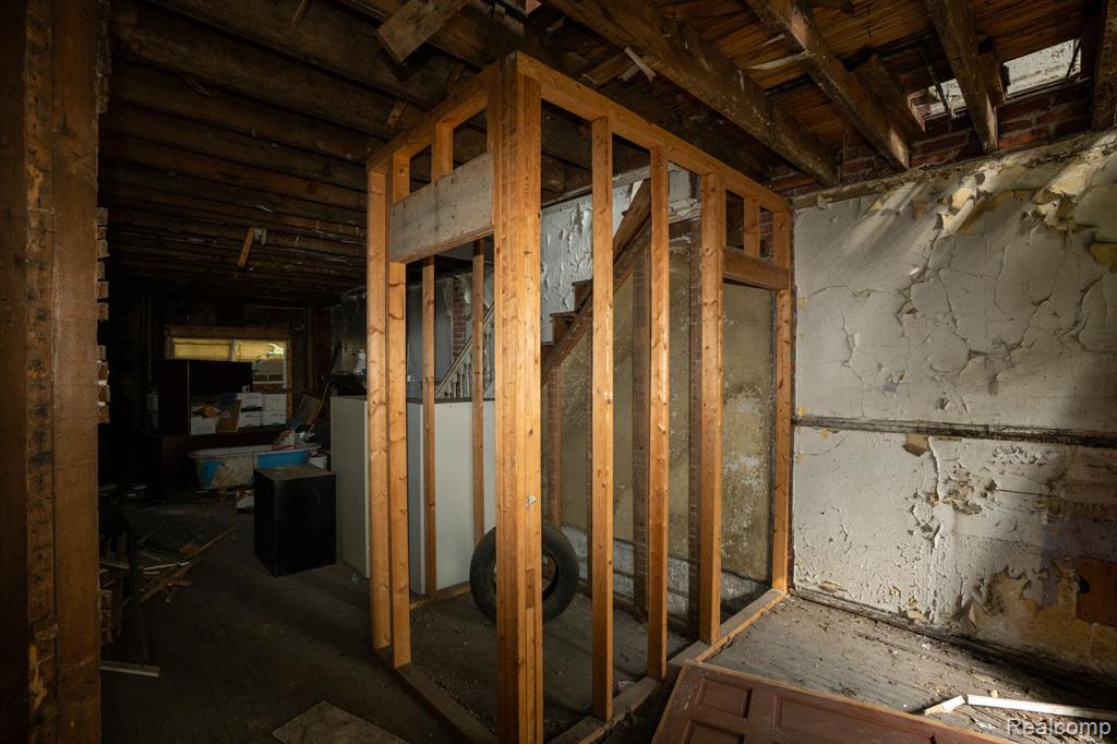 7250 Saint Paul Street, Detroit, MI 48214 — Photo 27