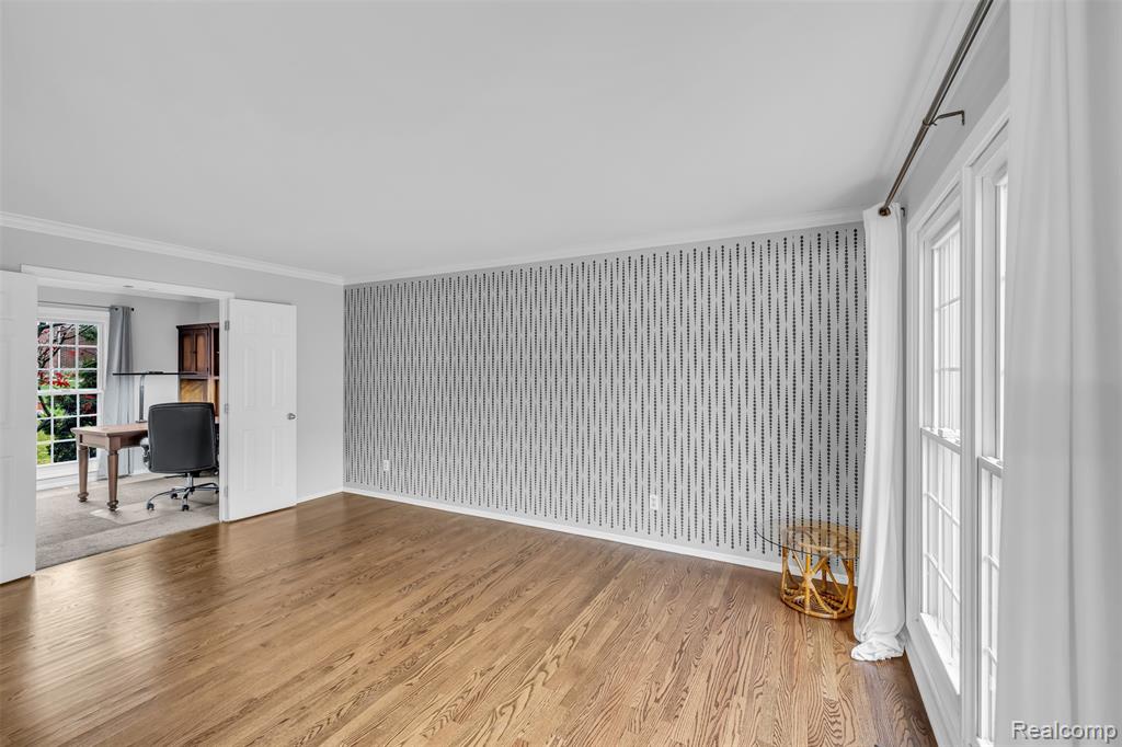 45077 Roundview Drive, Novi, MI — Photo 18