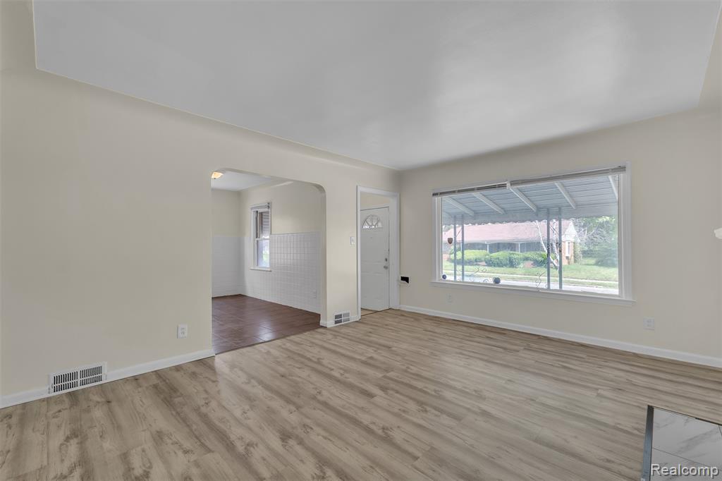 8310 Sirron Street, Detroit, MI 48234 — Photo 11