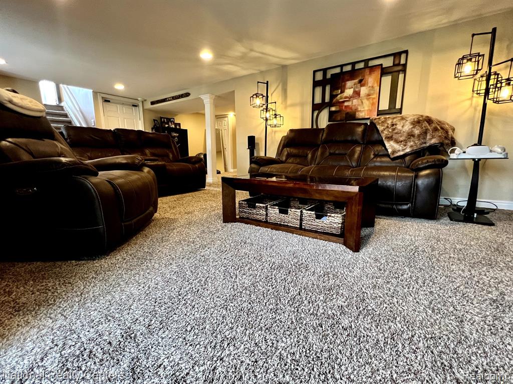 936 ALLEN Drive, Northville, MI 48167 — Photo 31