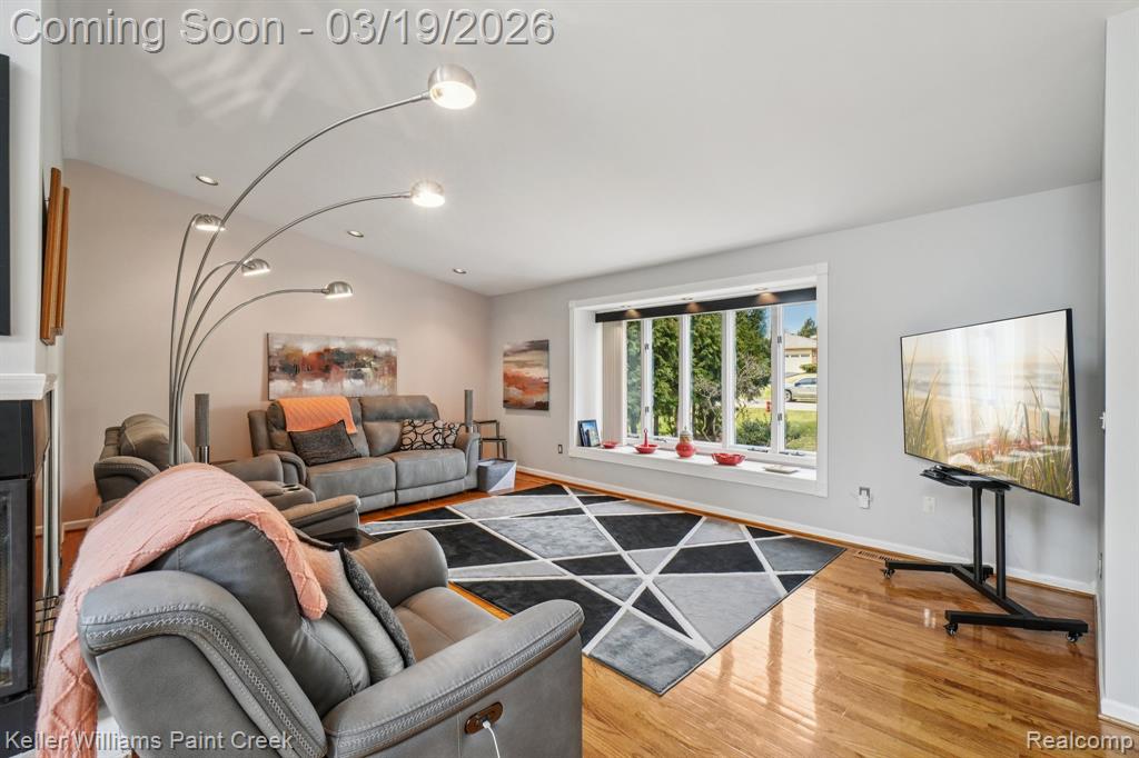 6530 Fredmoor Drive, Troy, MI 48098 — Photo 5