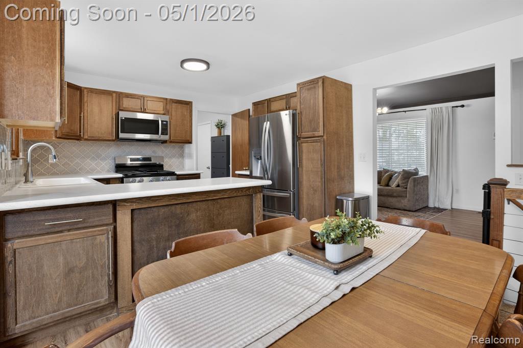 301 Lindenwood Drive, Linden, MI 48451 — Photo 15
