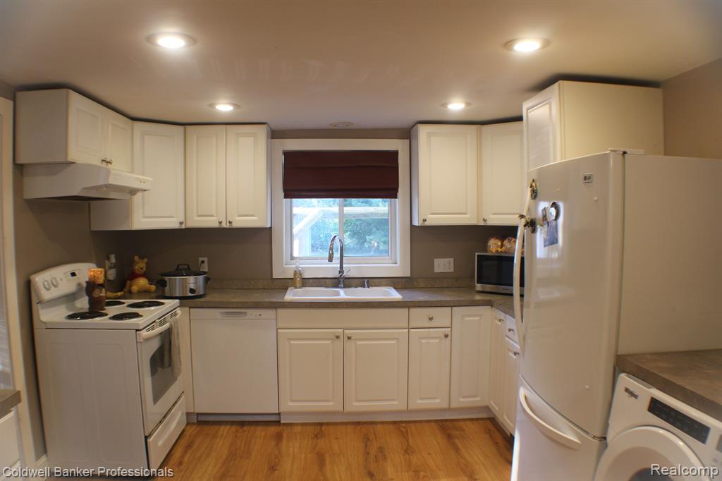 4267 MILL Street, North Branch, MI 48461 — Photo 15