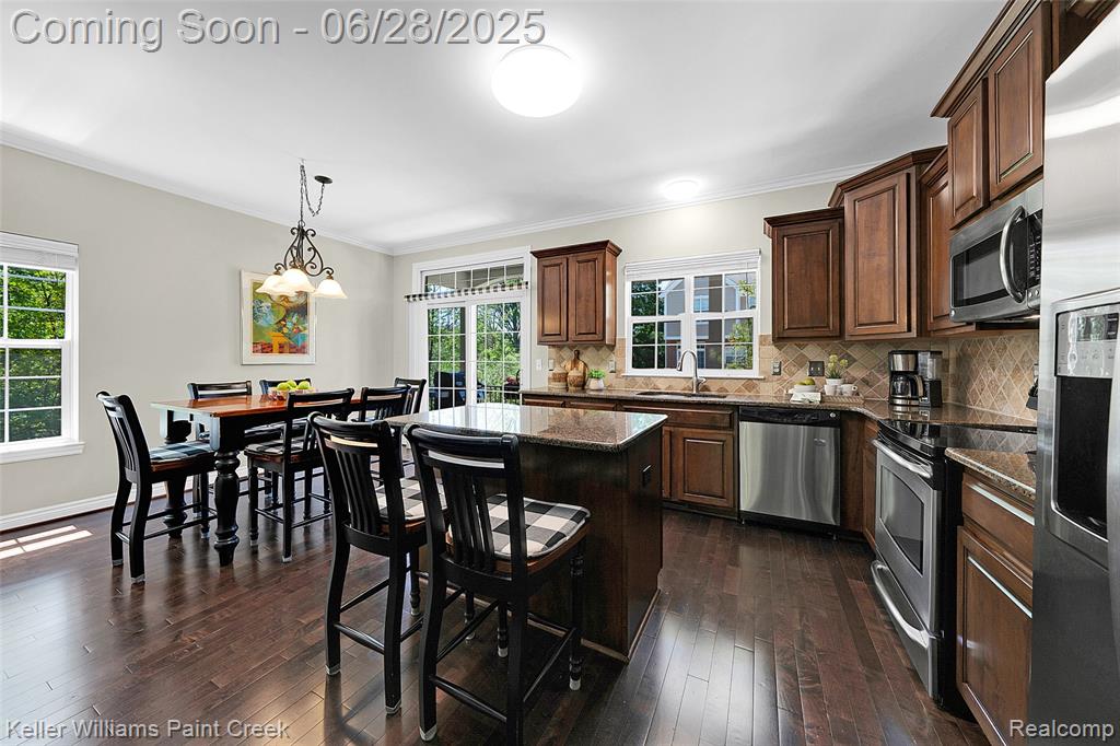 6014 Windemere Lane, Shelby Twp, MI 48316 — Photo 8