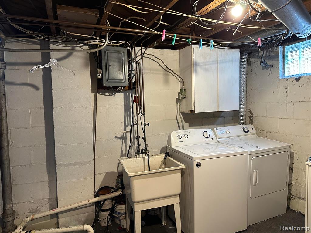 814 MAPLE Avenue, Monroe, MI 48162 — Photo 15
