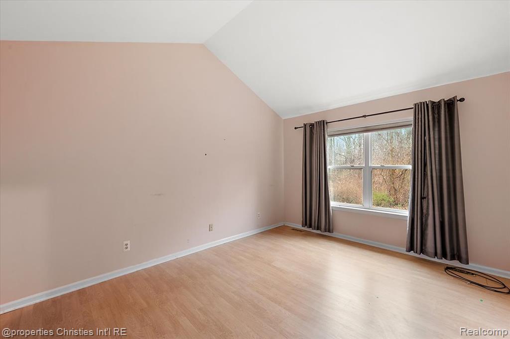 955 Rikki Ann, Wixom, MI 48393 — Photo 29