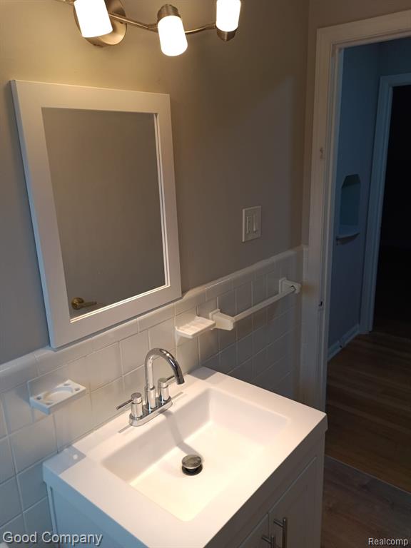 8400 OAK PARK Boulevard, Oak Park, MI 48237 — Photo 10