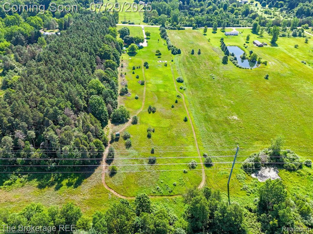 5725 Fostoria Road, Columbiaville, MI 48421 — Photo 17