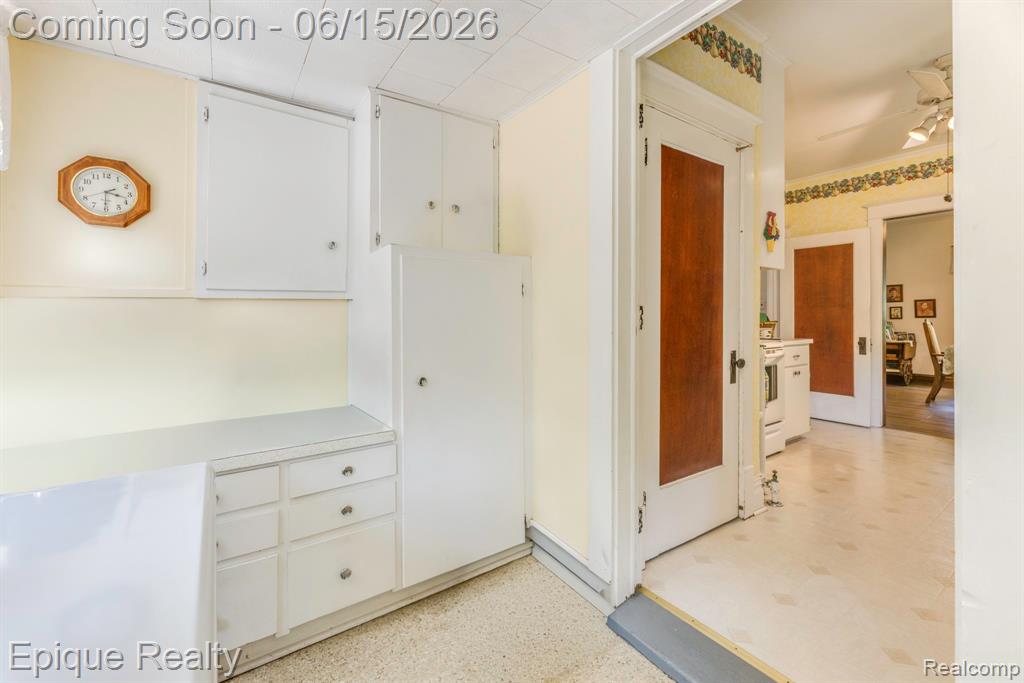 279 N Howard Avenue, Croswell, MI 48422 — Photo 20
