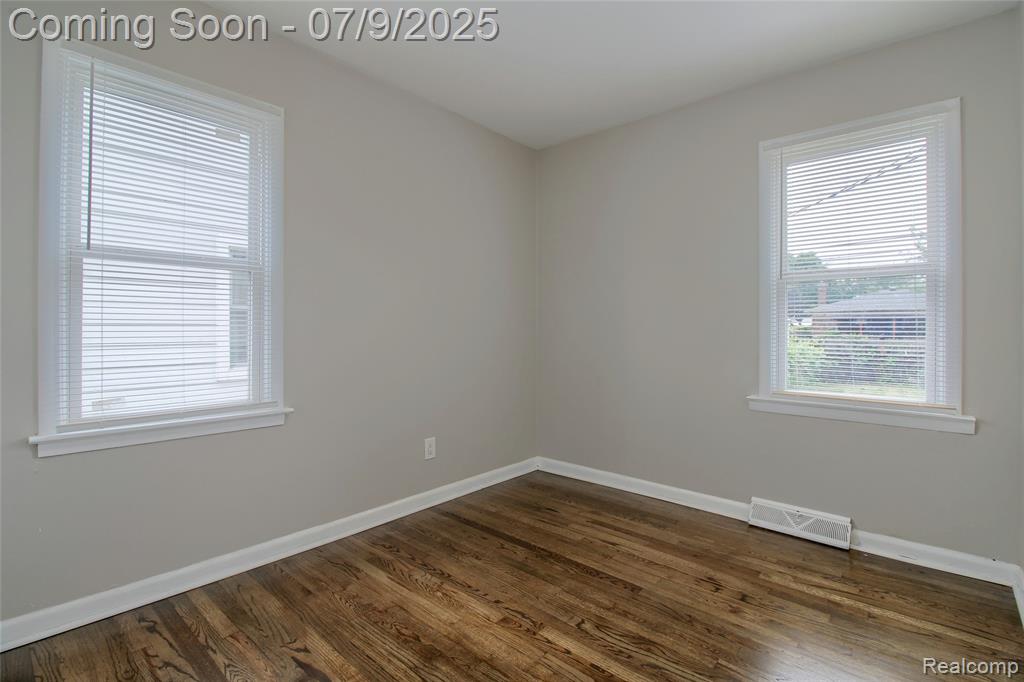 7218 Theut Avenue, Warren, MI 48091 — Photo 15