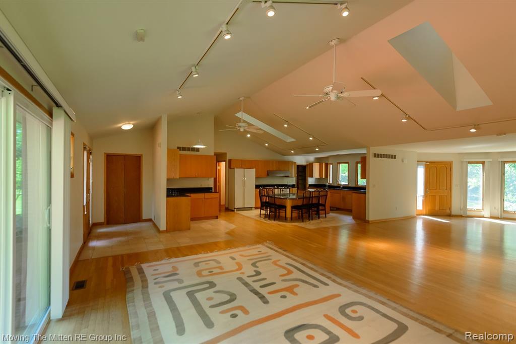 7181 MUERDALE, West Bloomfield, MI — Photo 8