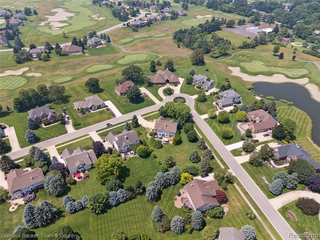 324 Nairn Circle, Highland, MI — Photo 87