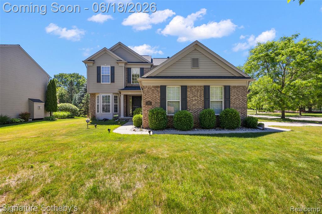 997 River Rock Drive, Holly, MI 48442