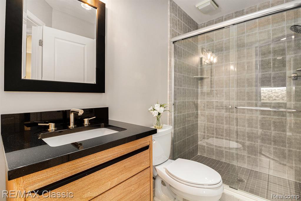642 East Street, 6, Northville, MI 48167 — Photo 12