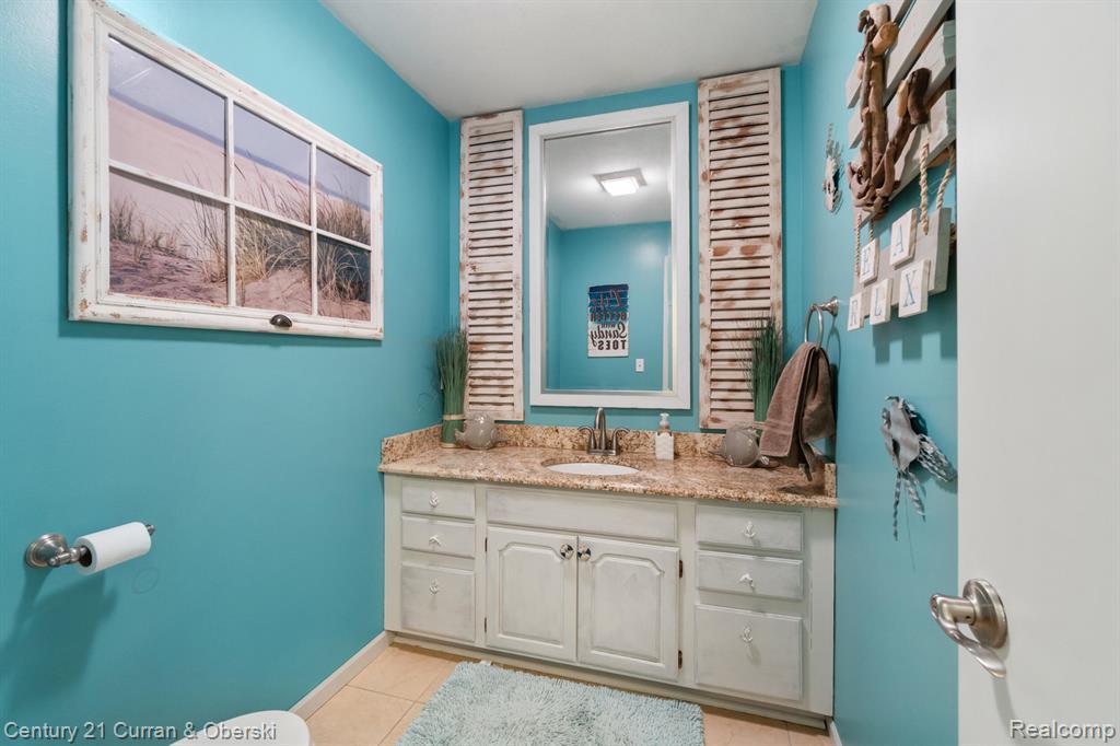 7151 Bayview Road, Jackson, MI 49201 — Photo 40