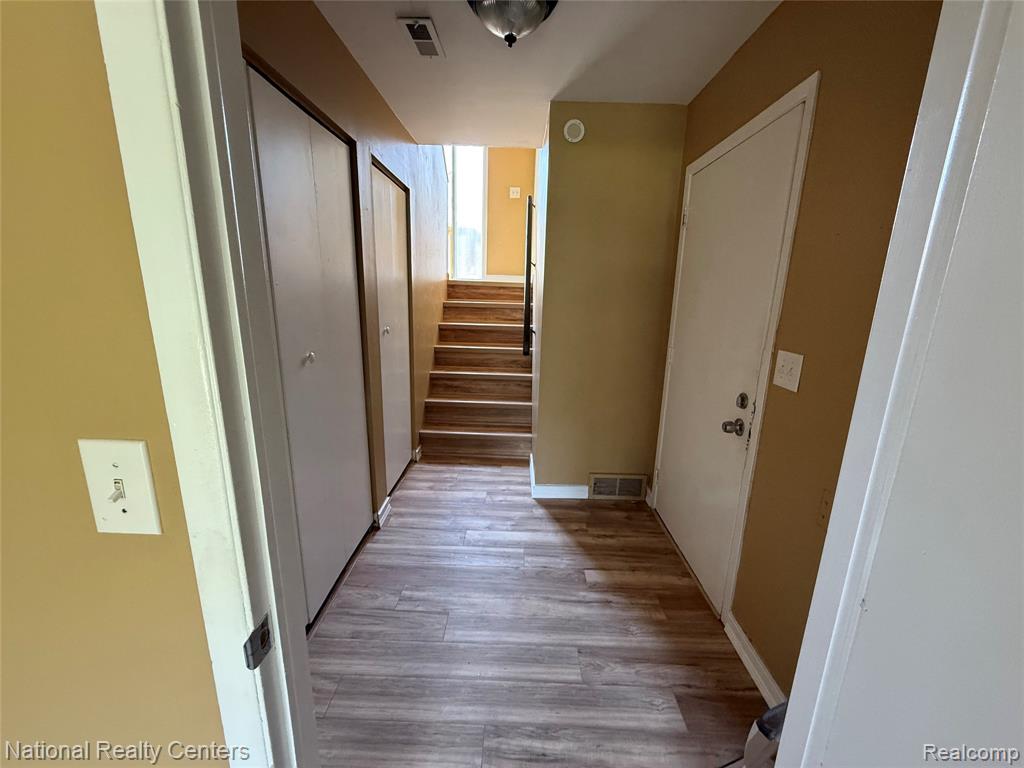 5619 Fox Hill Drive, Sterling Heights, MI 48310 — Photo 25