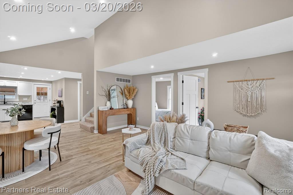 718 W Grand River Avenue, Williamston, MI 48895 — Photo 6