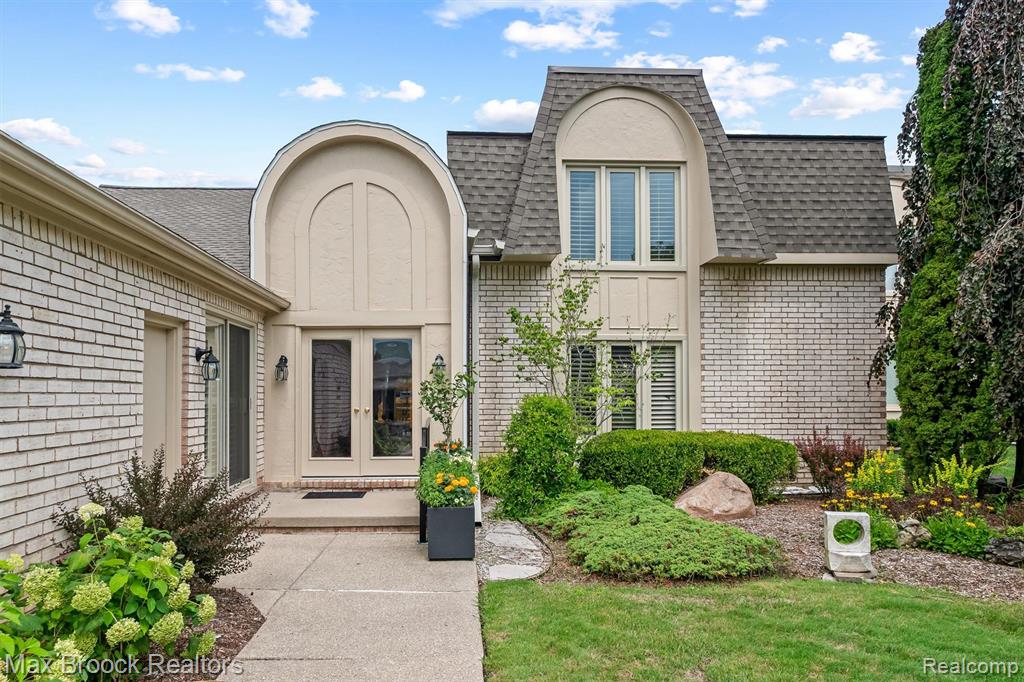5137 Woodlands Drive, 24, Bloomfield Hills, MI 48302 — Photo 32