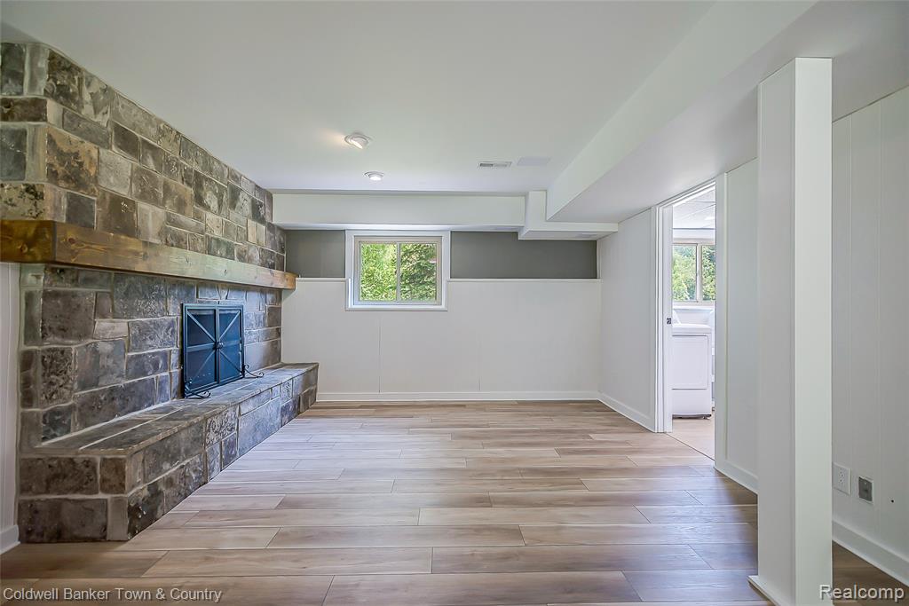 4225 N Tipsico Lake Road, Hartland, MI 48353 — Photo 33