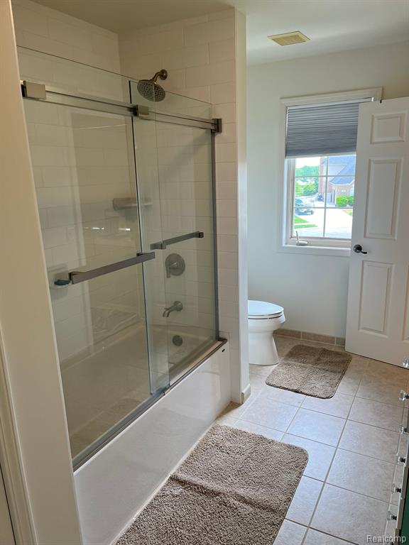 760 PEMBROKE, White Lake, MI — Photo 32