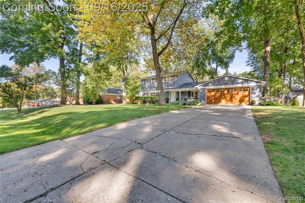 5920 Warbler Drive, Clarkston, MI — Photo 2