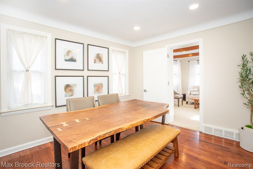 26434 Wyoming Road, Huntington Woods, MI — Photo 11