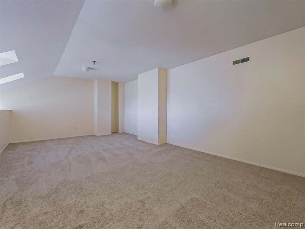 642 LYDIA Lane, Pontiac, MI 48341 — Photo 19