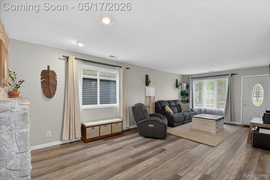 7044 Felix Drive, Clarkston, MI — Photo 8
