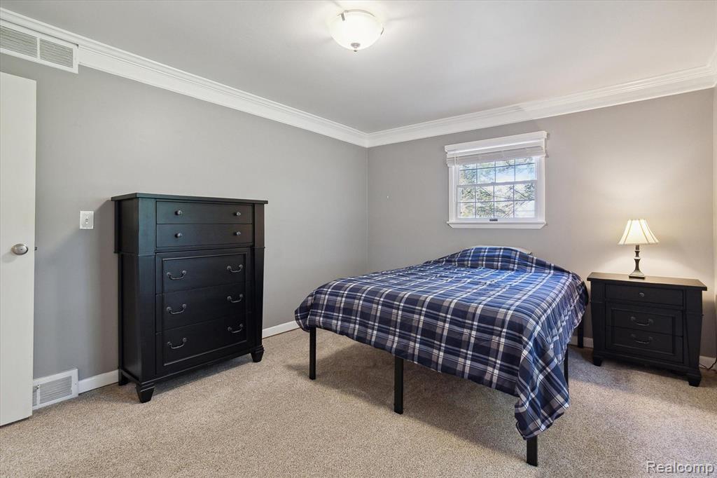 550 ROSELANE Drive, Howell, MI 48843 — Photo 21